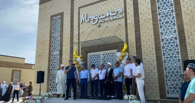 В селе Сокуры торжественно открыли новую мечеть «Мәдинә»
