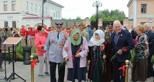 Алабугада тыл хезмәтчәннәре истәлегенә сквер ачылды