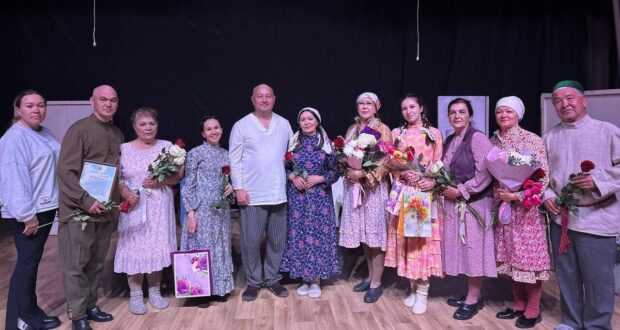 В Бардымском центре культуры и досуга состоялась премьера спектакля «Югалган язмышлар»