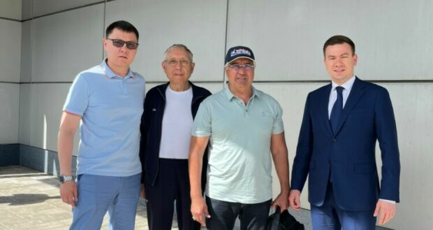 Василь Шайхразиев прибыл с рабочей поездкой в Омскую область