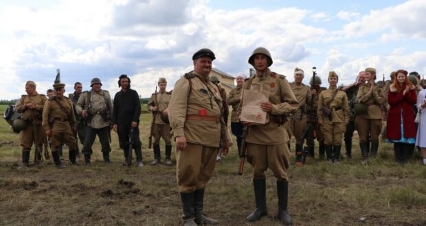 В деревне Альвидино Пестречинского района Республики Татарстан прошел VII Всероссийский фестиваль исторической реконструкции «Элбэдэн»