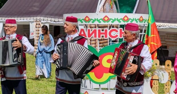 В Магнитогорске с размахом отметили Сабантуй