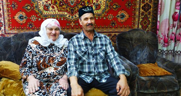 Кешеләре белән данлы
