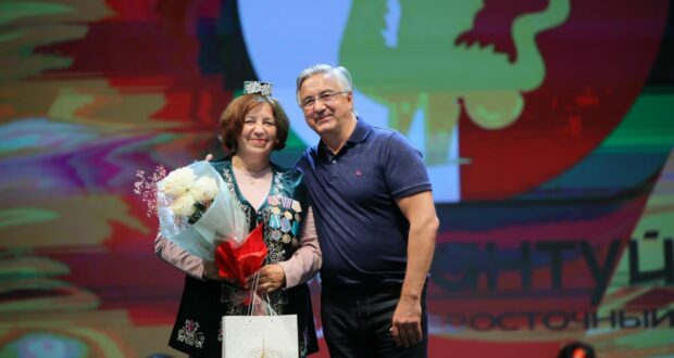 Владивостокта II Ерак Көнчыгыш Сабан туе узды