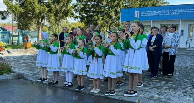 Краеведы посетили школьный музей в селе Ямашурма