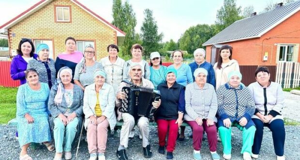 Иштуганда узган фольклор кичәдә борынгы уеннарны искә төшерделәр