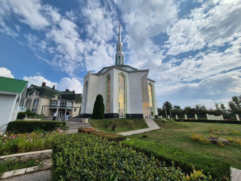 Милли Шура рәисе Башкортстандагы Заит җәмигъ мәчете эшчәнлеге белән танышты