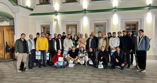 В Казани стартовал второй поток исламского курса для молодых людей «Яшь кияү»