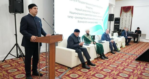 Данис Шакиров “Россия мөселман мәгарифендә традицияләр һәм инновацияләр” II Бөтенроссия симпозиумында чыгыш ясады