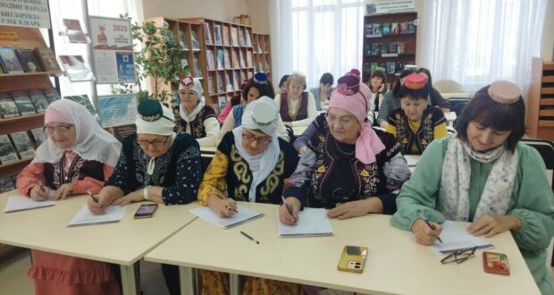Югары Ослан китапханәләрендә, мәктәпләрендә, район мәчетендә Татарча диктант язылды