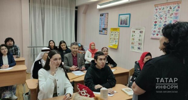 Татарстан Халыклар дуслыгы йортында туган телләрдән диктант үткәрелде