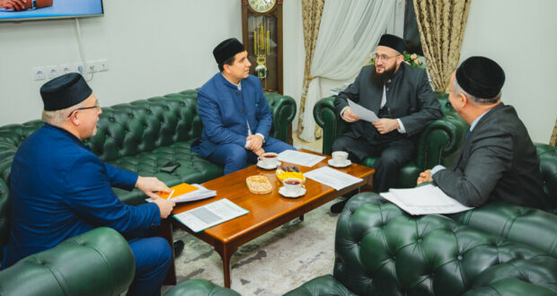 В ДУМ РТ прошла встреча Муфтия Камиля хазрата и Даниса Шакирова