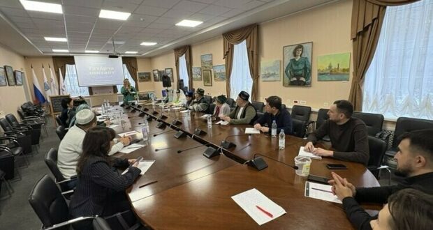 Ленинградские татары написали юбилейный «Татарча диктант-2025»