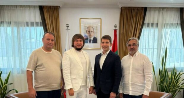 Милли Шура рәисе Шәйхразыев Васил Габтелгаяз улының Россия Федерациясенең Дубайдагы генераль консулы Максим  Владимиров белән эшлекле очрашуы узды