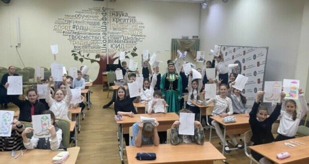 Мастер классы по традициям татарского и башкирского народа прошел в школе Санкт-Петербурга