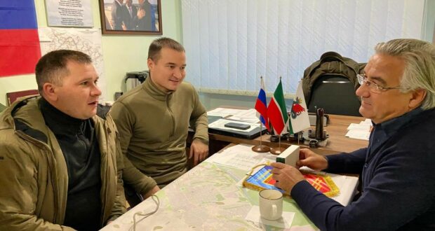 Василь Шайхразиев встретился с Героем России Раилем Габдрахмановым