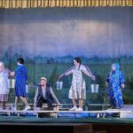 Иске Богады халык театры артистлары махсус хәрби операциядәге солдатларга ярдәм итте