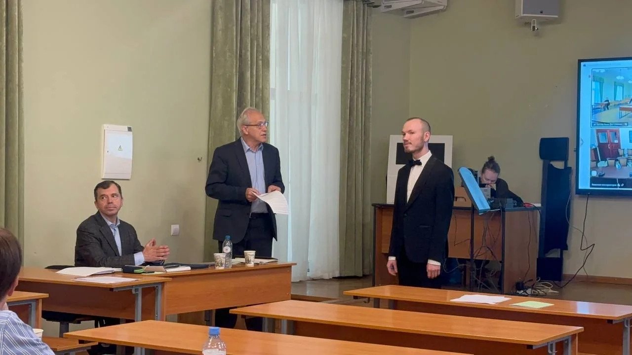 Фәрһад Бәхтияри татар, башкорт музыкаль традицияләренә багышланган диссертациясен яклады