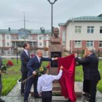 Батырлык мәңгелек: Васил Шәйхразыев Чиләбе өлкәсендә Муса Җәлил һәйкәлен ачуда катнашты